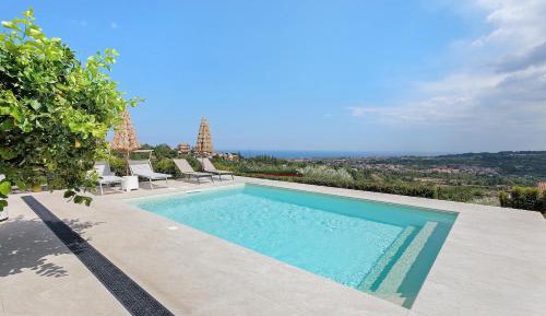 Villa with Sea View