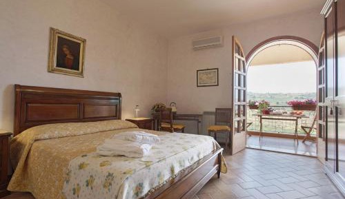 Junior Suite with Garden View and Terrace