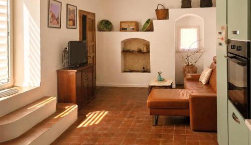 One-Bedroom House