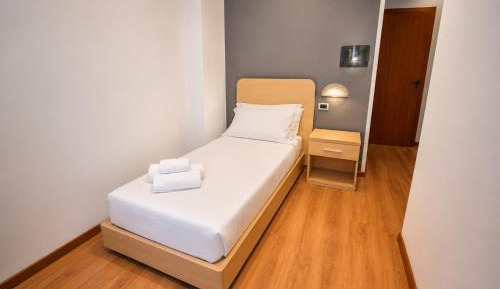 Single Room with Terrace