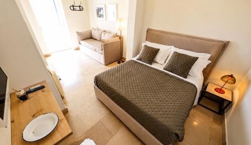 One-Bedroom House