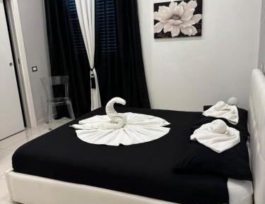 Deluxe Double Room with Balcony and Sea View