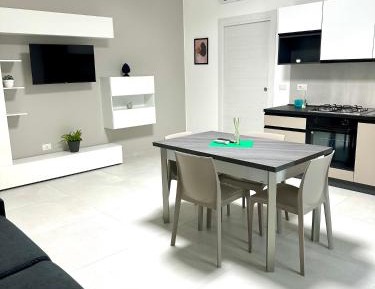 Deluxe One-Bedroom Apartment with Garden View