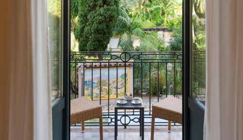 Triple Room with Garden View