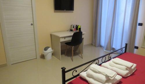 Large Double Room