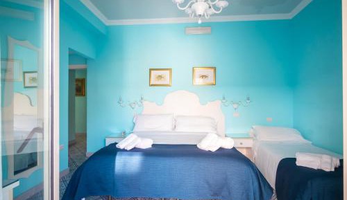 Triple Room with Sea View