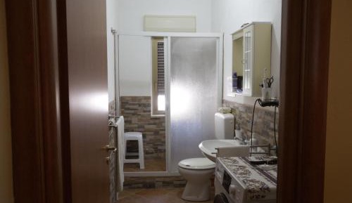 Double Room with Private External Bathroom