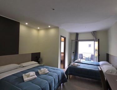 Quadruple Room with Balcony