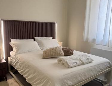 Double Room with Shared Bathroom