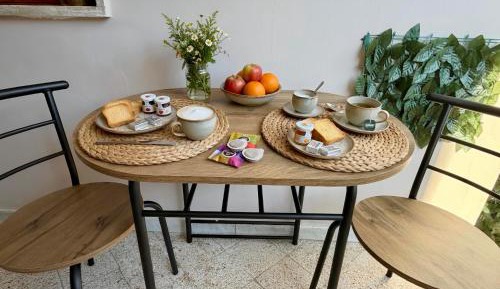 Appartamento con Bagno e Cucina 