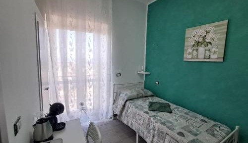 Single Room with Private Bathroom