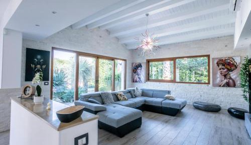 Three-Bedroom Vacation Home 