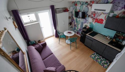 One-Bedroom House