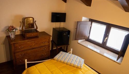 Double Room with Private External Bathroom