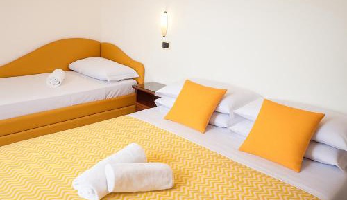 Basic Triple Room