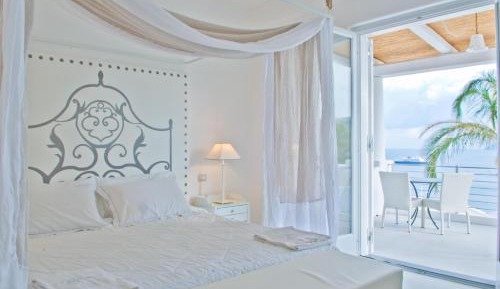 Superior Double Room with Sea View and Swimming Pool Side