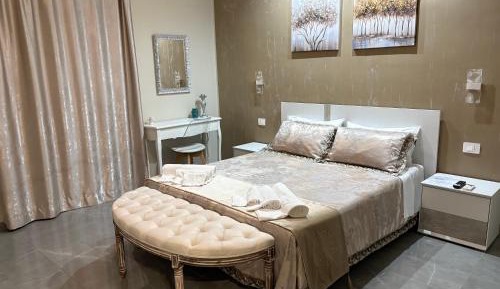 Deluxe Double Room with Balcony and Sea View