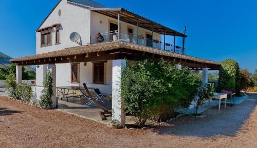 Five-Bedroom Holiday Home