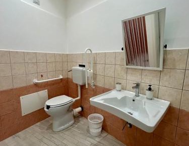 Twin Room with Private External Bathroom