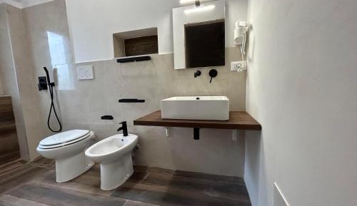 Deluxe Studio