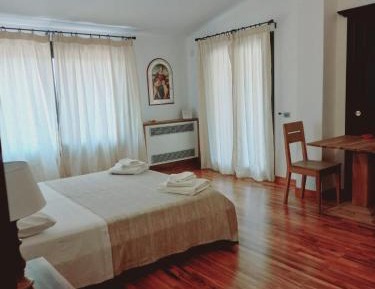 Double Room with Spa Bath