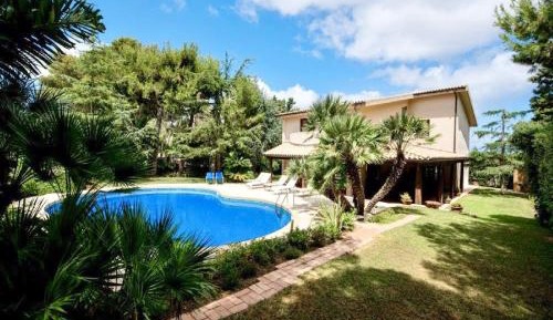 Four-Bedroom Vacation Home