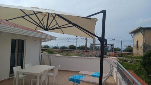 One-Bedroom Apartment with Terrace