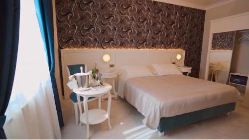 Large Single Room