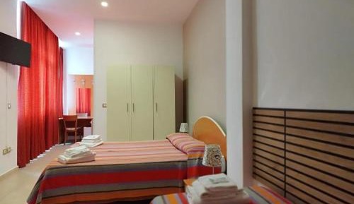 Triple Room with Private Bathroom