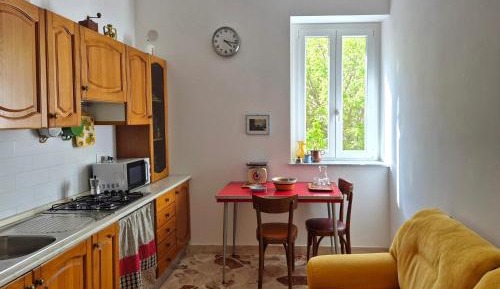 One-Bedroom Apartment with Balcony