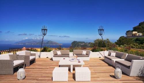 Capri Suite