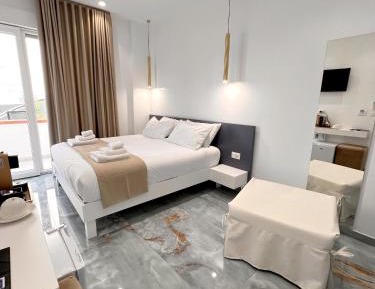 Luxury Triple Room