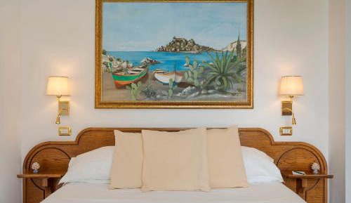 Flexible Room with Sea View – Assigned on Arrival (Run of House)