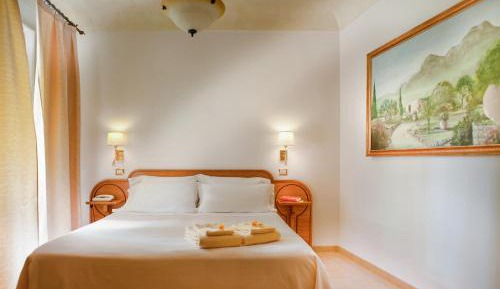 Classic Double Room - No Balcony