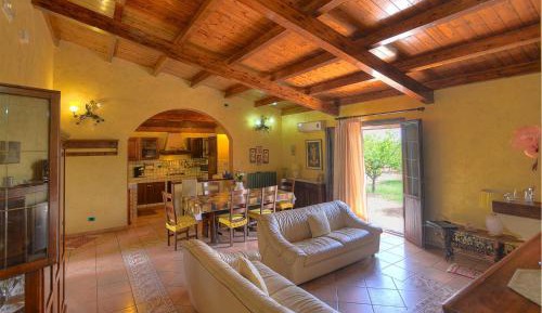 Three-Bedroom Vacation Home 