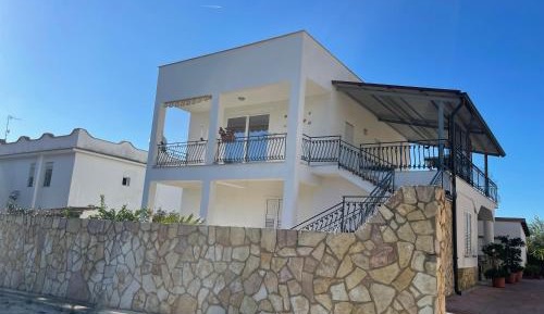 Villa with Sea View