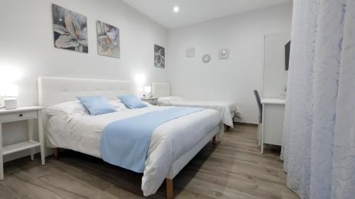 Triple Room with Terrace