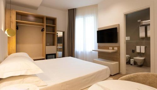 Double or Twin Room with Garden View