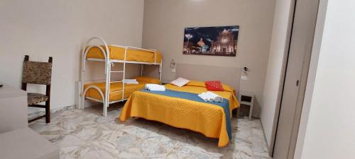 Quadruple Room with Private Bathroom