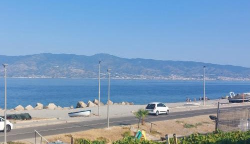 Villa - Beach Front