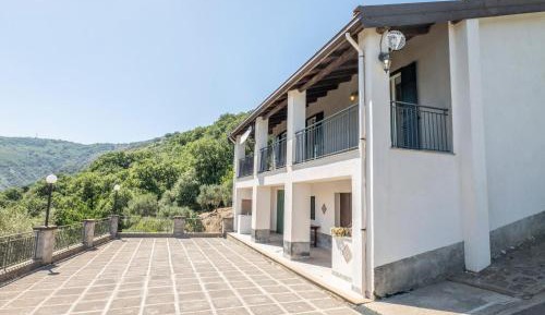 Three-Bedroom Vacation Home 