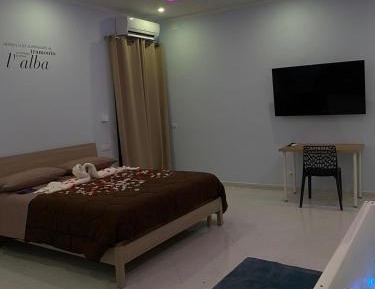 Suite with Hot Tub