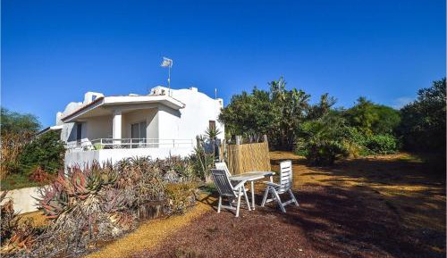 Three-Bedroom Vacation Home 
