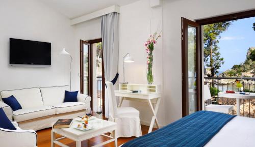 Deluxe Double Room with Sea View