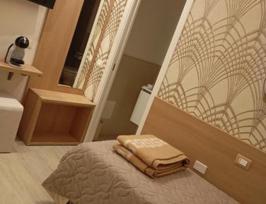 Single Room with Private Bathroom