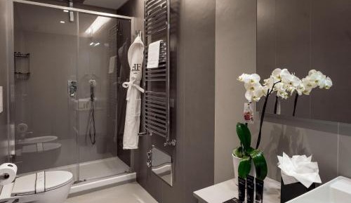 Junior Suite with Lateral Sea View