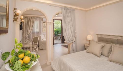 Junior Suite with Garden View