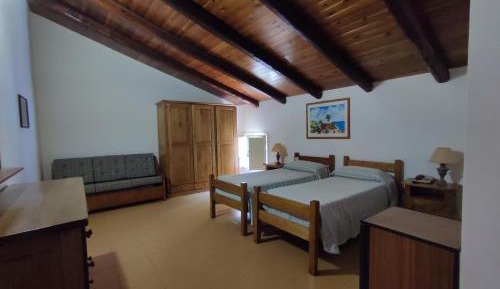 Comfort Triple Room