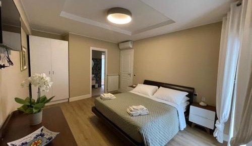 Standard King Room