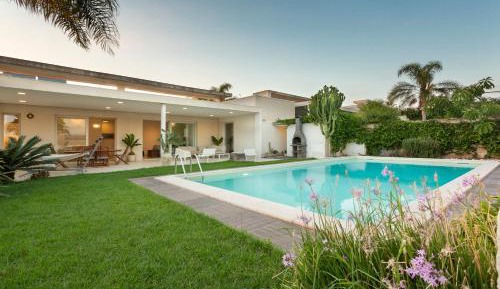 Deluxe Villa